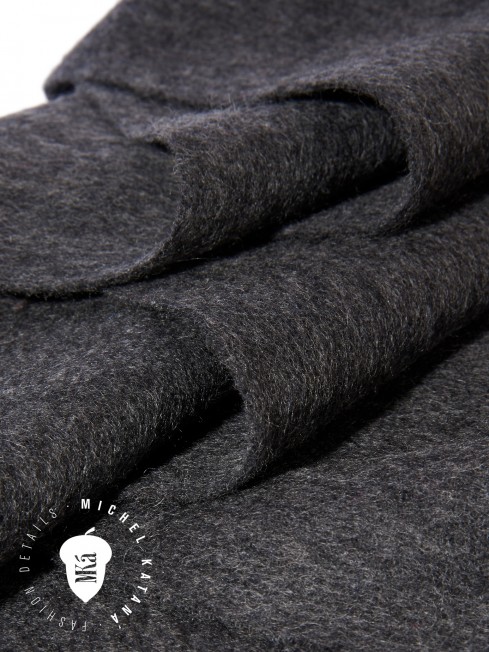 CHARCOAL DE NAIRN, длиный ШАРФ из мягчайшей шерсти MERINOS из пряжи средней тяжести, однотонная коллекционная линия UNITON-PLURALISM (Много-гранности) FT.W220_705544.08/CHAR